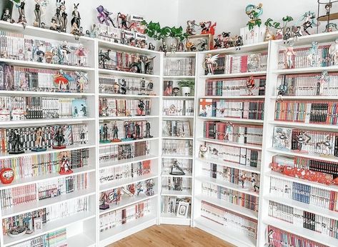 Magical Bookstore, Manga Bookshelf, Aesthetic Bookstore, Manga Shelf, Bookshelf Inspiration, Otaku Room, Video Game Rooms, Anime Decor, Anime Room