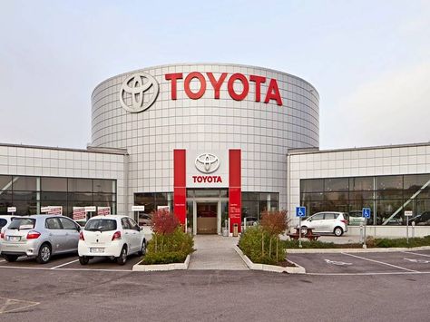 Toyota has left Hyundai, M&M and Tata Motors behind, despite low over all sales | Toyota of Hollywood University Of Ghana, Tata Motors, Toyota Cars, Motor Company, Car Logos, Electric Cars, New Cars, Latest News, Classic Cars