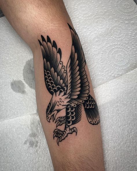 American Tradition Eagle Tattoo, Men’s Black And White Tattoos, Traditional Eagle Tattoo Black And Grey, Traditional Egal Tattoo, Traditional Eagle Tattoo Leg, Eagle Tattoo Traditional Old School, Black And White Eagle Tattoo, Black And Gray Traditional Tattoo Sleeve, American Traditional Bird Tattoo Black