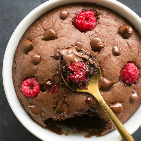 Keto Almond Flour Chocolate Mug Cake (Paleo, Vegan) Almond Flour Chocolate Cake, Using Almond Flour, Keto Chocolate Mug Cake, Coconut Milk Chocolate, Lemon Mug Cake, Cake Calories, Chocolate Mug Cake, Keto Mug Cake, Keto Chocolate Chips