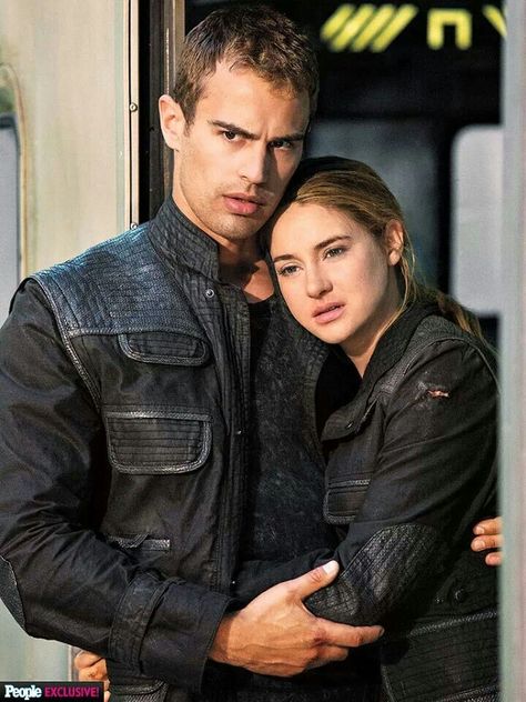 i live how protective tobias is of tris Thoe James, Divergent Tris, Tris And Tobias, Divergent Four, Tris And Four, Divergent Movie, Tobias Eaton, Divergent Fandom, Divergent Trilogy