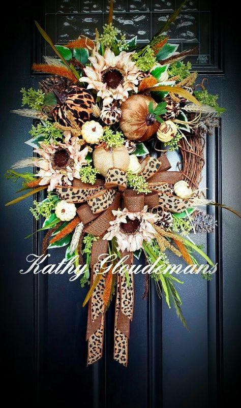 Pumpkin Floral Arrangements, Elegant Fall Wreaths, Fall Decor Wreaths, Fall Thanksgiving Wreaths, Fall Grapevine Wreaths, Deco Wreaths, Faux Floral Arrangement, Flower Vase Arrangements, Diy Fall Wreath