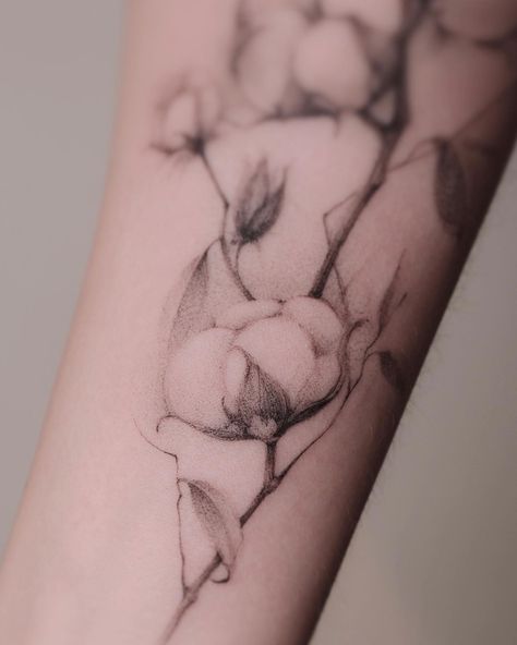 Follow my instagram @tomagematoma #cottontattoos #softtattoos #cotton #delicatetattoos #tattoobranch #leavestattoos #leaves Cotton Plant Tattoo, Cotton Tattoo Flower, Cotton Flower Tattoo, Ranunculus Tattoo, Cotton Tattoo, Tattoos Female, Special Tattoos, Plant Tattoo, Cotton Plant