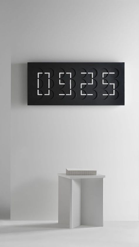 Bedroom Design Minimalist, Digital Clock Design, Minimalist Clock, Living Room Wall Clock, Best Wall Clocks, Unusual Clocks, Minimalist Clocks, Ideas For Classroom, Clock Ideas