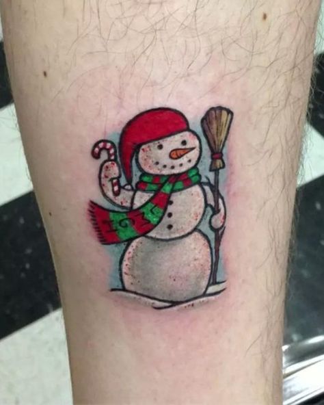 Snowman Tattoo Belle Tattoo, Globe Tattoos, Snow Flake Tattoo, Christmas Tattoo, Singer Fashion, Dark Christmas, Christmas Poinsettia, Christmas Mouse, Holly Leaf