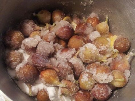 Whole Fig Preserves, Old Fashioned Fig Preserves, Whole Fig Preserves Recipe, Fig Perserves Recipes, Jams Recipes, Fig Ideas, Fig Preserves Recipe, Homemade Grape Jelly, Pickled Things