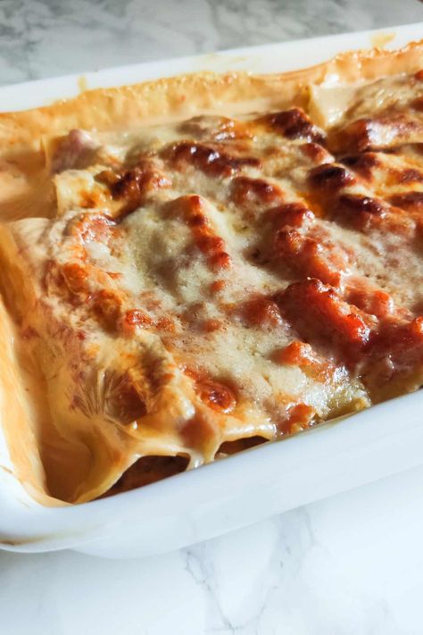 Traditional Italian Beef Cannelloni Recipe - Recipes from Italy Cannelloni Recipes Italian Sausage, Italian Cannelloni Recipes, Beef Cannelloni Recipes Italian, Stuffed Cannelloni Pasta Beef, Canaloni Recipe, Cannelloni Recipes Italian, Beef Cannelloni Recipes, Beef Cannelloni, Cannelloni Recipe