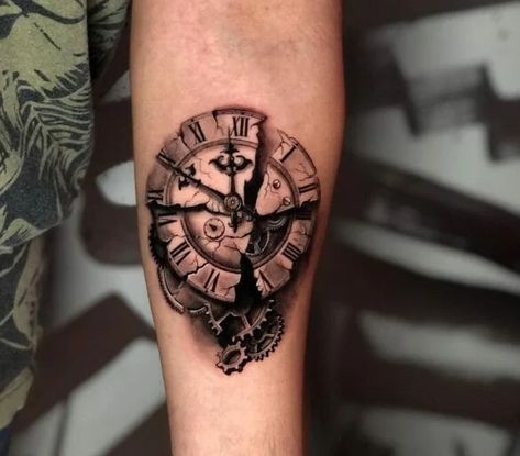 Mens Clock Tattoo, Clock Tattoos Men, Tattoo Clock Men, Clock Knee Tattoo, Tattoo Ideas For Men Clock, Two Clocks Tattoo Design, Time Tattoo Ideas For Men, Clock Tattoo Design For Men Forearm, Viking Clock Tattoo