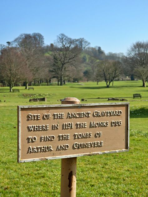 The site at Glastonbury where the monks, in 1191, dug to find the tombs of King Arthur and Guinevere. #KingArthur #Guinevere #Glastonbury King Arthur And Guinevere, Guinevere King Arthur, Arthur And Guinevere, Queen Eleanor, Glastonbury England, Glastonbury Abbey, Tintagel Castle, King Arthur Legend, Celtic Myth