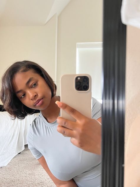 Short 4c Silk Press, Pressed Hairstyles, December Hairstyles, Cute Short Bob, Natural Bob, Silk Press Hair, Finger Waves Short Hair, Aaliyah Hair, Straightened Hair