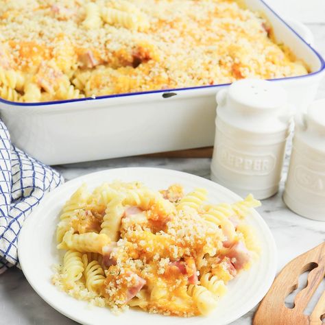 Ham and Cheese Casserole Recipe Rotini Bake, Ham Pasta Recipes, Baked Spiral Ham, Ham And Cheese Pasta, Ham And Cheese Casserole, Cheese Pasta Bake, Ham Recipes Baked, Ham Pasta, Cheap Family Meals