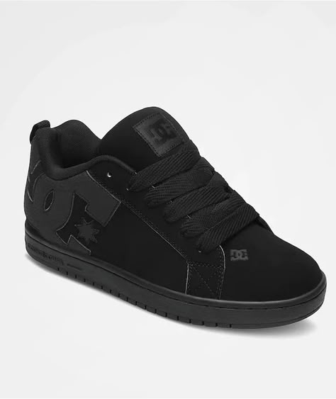 Black Dc Shoes, Dc Court Graffik, Black Skate Shoes, Dc Skate Shoes, Dc Skate, Dc Shoes Men, Shoes Outfit Fashion, Casual Outfit Inspiration, Hype Shoes