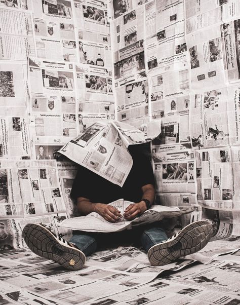 Man With Newspaper Photography, Journalist Photoshoot Ideas, Creative Newspaper Photoshoot Ideas, Staged Photography Ideas, Creative Model Photography, Newspaper Aesthetic Photoshoot, News Paper Photoshoot Ideas, Home Photography Ideas Men, News Paper Photoshoot