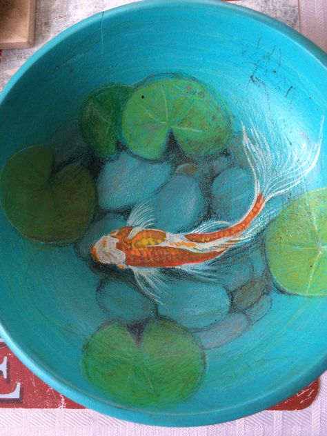 Ceramics Bowl, Koi Fish Drawing, Pond Painting, Diy Pottery Painting, Ceramic Art Sculpture, Pottery Painting Designs, Keramik Design, Fish Drawings, Canvas Painting Landscape