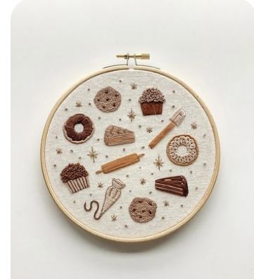 Bakery Embroidery, Dessert Embroidery, Cookie Embroidery, Girl Hobbies, Food Embroidery, Embroidery Journal, M M Cookies, Cookie Bags, Diy Embroidery Patterns