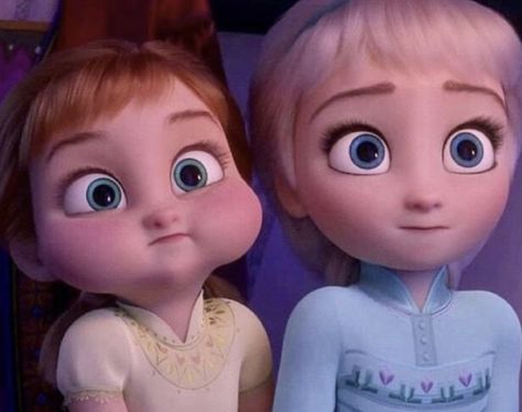 Disney Duos, Foto Disney, Birthday Icon, Frozen Elsa And Anna, Princess Pictures, Disney Princess Dresses, Disney Princess Pictures, Anna Frozen, Disney Frozen Elsa