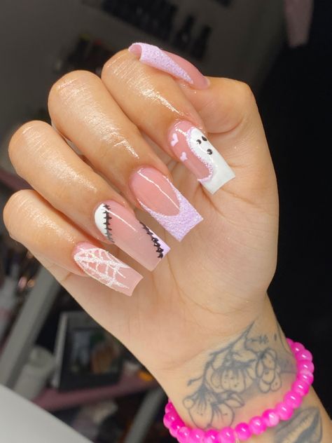 Cutesy Halloween Nails, Halloween Baddie Nails, Baddie Halloween Nails, Halloween Nails Pink, Pink Halloween Nails, Fall Szn, Uñas Aesthetic, Future Nails, Hoco Nails