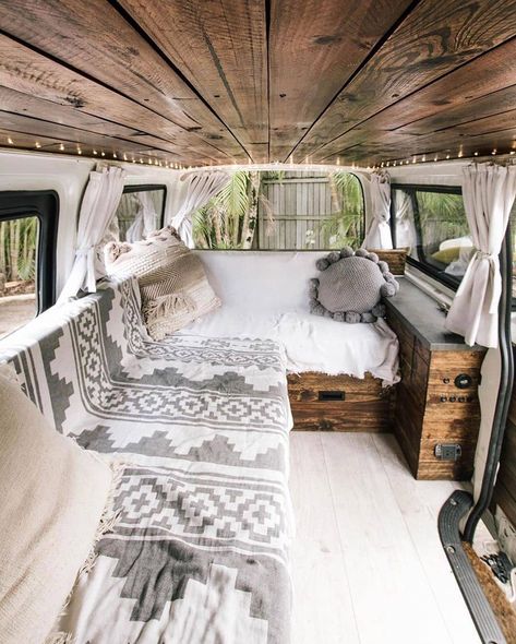 Van Life Interior, Bus Living, Kombi Home, Van Conversion Interior, Van Life Diy, Campervan Interior, Bus Life, Dream Cars Jeep, Van Home