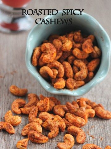 Roasted Nuts Recipe, Seasoned Nuts, Salted Cashews, Spiced Cashews, Recipes By Ingredients, Cashew Recipes, Spicy Nuts, Spicy Cashews, Inflammatory Recipes