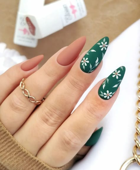 Green Floral Nails
Green Nails
Green Nail Art
Green Nail Design
Green Nail Inspo
Green Nails Acrylic
Nail Art
Nail Designs New Years Nails Acrylic Glitter, New Year Nails Design 2023, Nails Design New Years, New Year Nails Design 2022, New Years Nails Gel, Green Floral Nails, Best Nail Polish Colors, Nail Paints, Floral Nail Designs