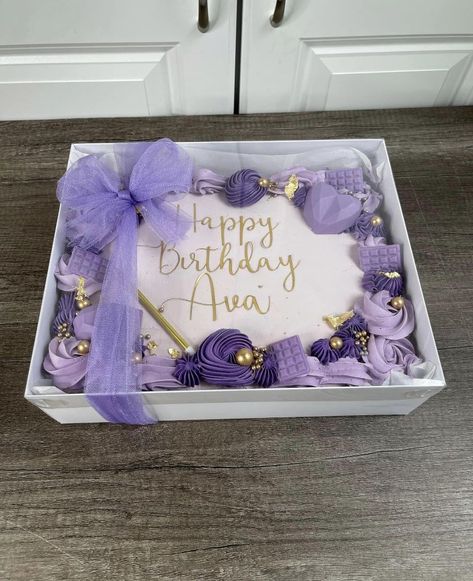 Bday Cupcakes, Square Cake Design, Slab Cake, Elegant Cupcakes, Sheet Cake Designs, Spring Cupcakes, Birthday Cake For Mom, Rectangle Cake, Purple Cupcakes