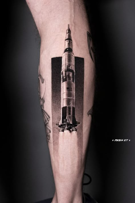 Tattoo rocket Apollo 11, realism style, space tattoos, nasa, Pasha Et, tattoo on leg pashatattoo_et, fire, ralistic tattoo, In the technique of whip shading, Dotwork, the best tattoo artists in the world, the most popular tattoo, top 10 tattoos. Black and grey. Inked. for man and for women. The best sleeve. Tattoo artist. Face sculpture, Tattoo on arm. Awesome tattoo for men, tattoo lover, tattoos. on hand, amazing tattoo ideas World Sleeve Tattoo, Tattoo Rocket Spaceship, Apollo Rocket Tattoo, Apollo 11 Tattoo, Space Rocket Tattoo, Photorealism Tattoo, Scifi Tattoo, Space Sleeve Tattoo, Nasa Tattoo