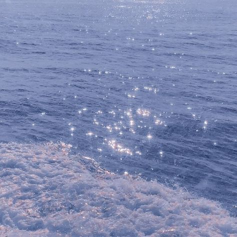 Blue Atheistic, Atheistic Wallpaper, Blue Aesthetics, Ocean Background, High By The Beach, Lana Del Rey Songs, Sea Aesthetic, Aesthetic Places, Ocean Backgrounds