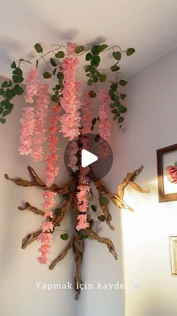 Begüm Dizdar 🐝 on Instagram: "video: @arisakizi ← follow me! 🌸🧻

Diy wisteria flowers from toilet paper." Wisteria Diy Paper, Diy Wisteria Flowers, Wisteria Flower Room Decor, Diy Wisteria Paper Flowers, Diy Wisteria, Diy Bedroom Decor For Small Rooms, Summer Hobbies, Toilet Paper Flowers, Bridgerton Aesthetic