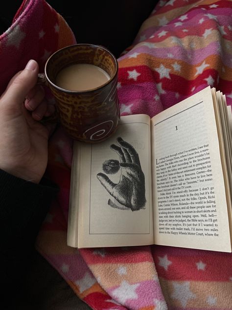 Rainy Day Reading, Rainy Fall Day, Rainy Fall, Coffee Books, Gloomy Day, Aesthetic Coffee, Fall Day, Call Backs, Tv Room