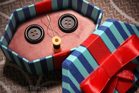 Coraline Party, Coraline Button Eyes, Coraline Neil Gaiman, Detective Game, Other Mother, Fabric Spray, Gorilla Glue, Ladder Stitch, Button Eyes