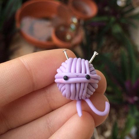 Fimo Kawaii, Polymer Clay Kunst, Crea Fimo, Hadiah Diy, Clay Kawaii, Polymer Clay Kawaii, Polymer Clay Animals, Polymer Clay Diy, Polymer Clay Jewelry Diy