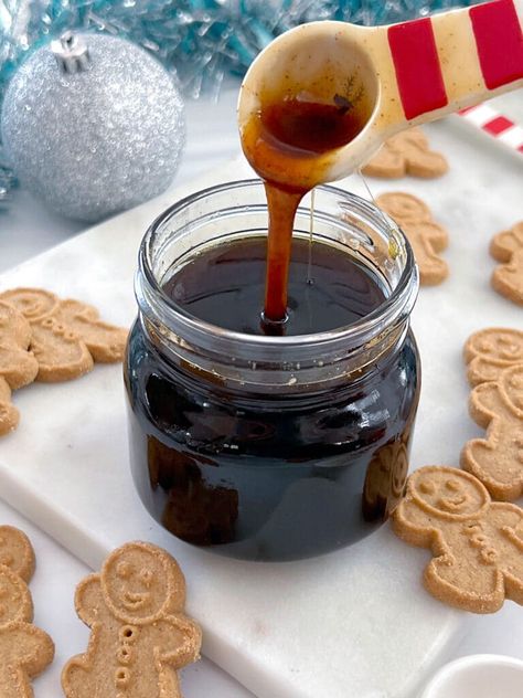 Gingerbread Sauce Recipe, Gingerbread Syrup Recipe, Gingerbread Sauce, Food Polls, Pancakes Oatmeal, Coffee Syrups, Gingerbread Syrup, Homemade Gingerbread, How To Make Gingerbread