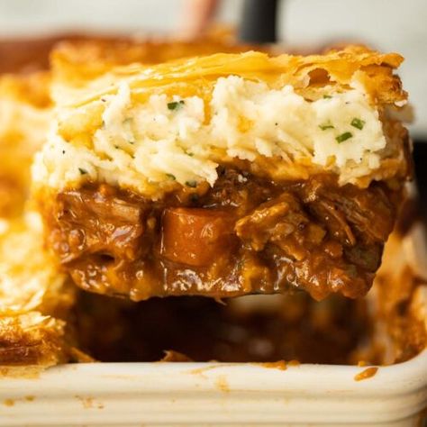 The Ultimate Steak and Guinness Pie - Don't Go Bacon My Heart Steak And Guinness Pie, Beef And Guinness Pie, Guinness Pie, Guinness Stew, Baked Pies, Steak Pie, Beef Pies, Tender Steak, Butter Pasta