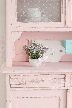 Shabby Chic Cabinet, Muebles Shabby Chic, Pink Furniture, Decoration Shabby, Cottage Shabby Chic, Smart Tiles, Shabby Chic Dresser, Shabby Chic Bathroom, Shabby Chic Pink