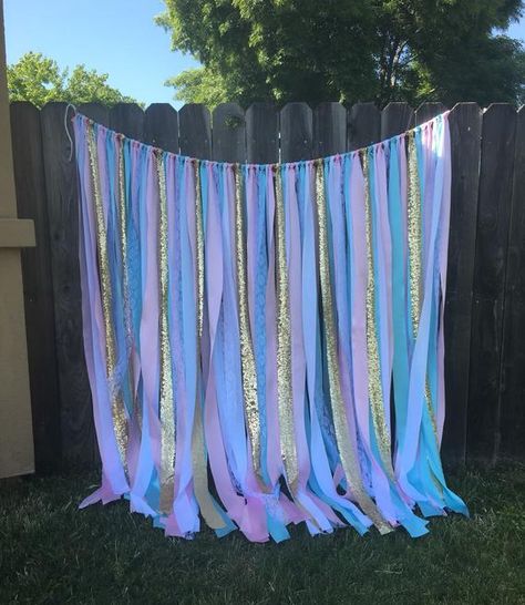 He Or She Gender Reveal, Gender Reveal Backdrop, Creative Gender Reveals, Baby Gender Reveal Party Decorations, Backdrop Fabric, Pregnancy Gender Reveal, Gender Reveal Themes, Baby Reveal Party, Sequin Backdrop