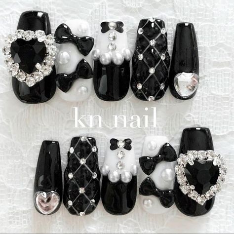 Gel Nails Black, Cat Nail Designs, Nail Black, Kei Visual, Asian Nails, Jirai Kei, Gothic Nails, Korean Nails, Goth Nails