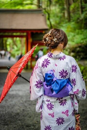 Premium Photo | Back view of one woman wearing Japanese yukata summer kimono and holding Japanese Oilpaper umbrella Kimono Back View, Back Of Kimono, Japanese Yukata, Summer Kimono, Logo Psd, Free Business Card Mockup, Business Card Maker, Card Banner, Poster Invitation