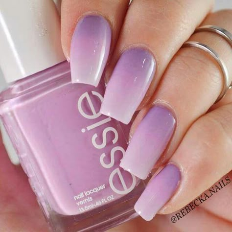 Purple Ombre Nails, Unghie Sfumate, Lilac Nails, Ombré Nails, Nails Purple, Matte Nails Design, Ombre Nail Designs, Purple Nail, Purple Nails