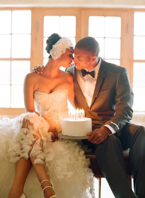 African American Couples, Brides Cake, African American Weddings, Black Birthday, Black Bride, Cake Pictures, American Wedding, Wedding Moments, Happy Wedding