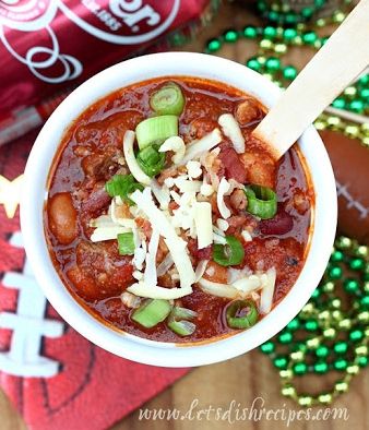 Dr Pepper Game Day Beef Chili Recipe on Yummly. @yummly #recipe Fiesta Food, Beef Chili Recipe, Chili Toppings, Hearty Chili, Slow Cooker Chili, Beef Chili, Peppers Recipes, Slow Cooker Soup, Chili Recipe