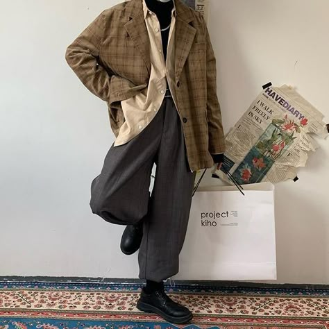 Academia Mens Outfit, Old Fashioned Clothes Men, Academia Aesthetic Fashion, Academia Aesthetic Outfit Men, Light Academia Outfit, Aesthetic Plaid, Academia Aesthetic Outfit, Dark Academia Outfits, Dark Academia Outfit