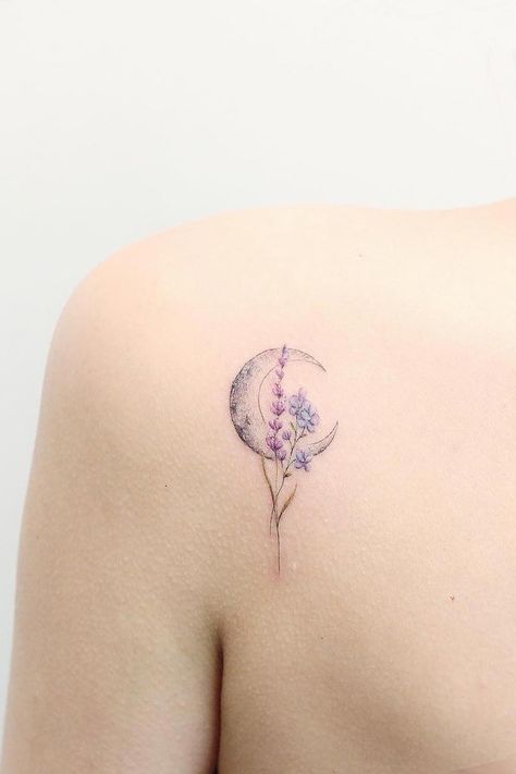 Autumn Moon Tattoo, Flower Crescent Moon Tattoo, Full Moon And Flower Tattoo, Elegant Moon Tattoo, Moon And Lavender Tattoo, Half Moon Tattoo With Flowers, Crescent Moon Flower Tattoo, Full Moon Tattoo Designs For Women, Woman Moon Tattoo