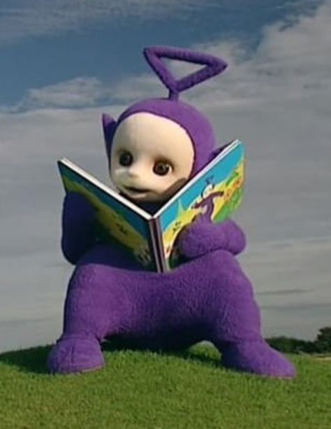 Teletubbies Funny, Tinky Winky, Animated Clothes, Chicka Chicka, Nba Pictures, Cute Funny Babies, Funny Bunnies, Reading A Book, Grandmas House