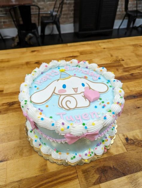 Cinnamaroll Birthday Cake, Cinnamon Roll Sanrio Birthday Party, Cinnamon Roll Cake Sanrio, Cinnamoroll Cake Birthday, Cinamoroll Cake, Sanrio Birthday Cake, Sanrio Bday, Cinnamoroll Cake, Sanrio Party