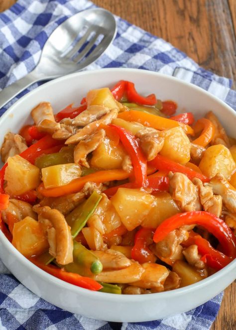 Sweet and Sour Stir Fry with Chicken, Pineapple, and Bell Peppers Pineapple Chicken Stir Fry, Ground Turkey Recipes Healthy, Sweet And Sour Chicken, Stir Fry Recipes Chicken, Sweet Sour Chicken, Pork Stir Fry, Sweet N Sour Chicken, Chicken Potatoes, Chicken Stir Fry