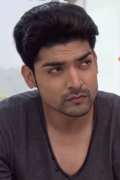 Gurmeet Choudhary, Female Actors, Kuch Kuch Hota Hai, Male Actors, Really Funny Memes, Really Funny, Funny Memes, Actors, Memes