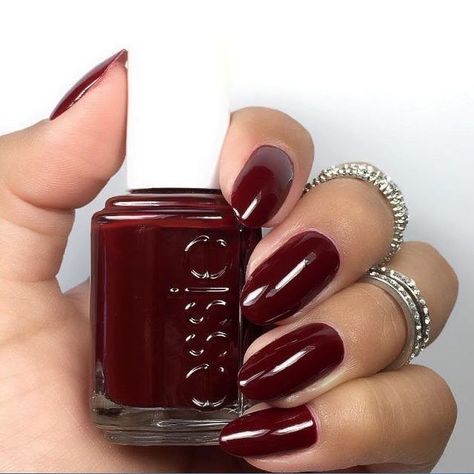 22.5k Likes, 56 Comments - essie (@essiepolish) on Instagram: “you can never go wrong with a sultry deep #bordeaux mani! this shade looks divine on you…” Bordeaux Nails, Essie Polish, Essie Nail, How To Do Nails, Essie, Nail Design, Bordeaux, You Nailed It, Ongles