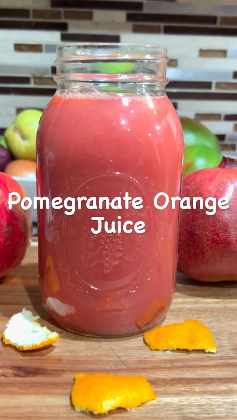 @datjuicelady on Instagram: “✨Juice of the Week✨ Pomegranate Orange Juice Benefits: Pomegranate- good for teeth, hair, and nails, rich in antioxidants, helps with…” Orange Juice Benefits, Cold Pressed Juice Recipes, Juicing Ideas, Health Juice, Orange Juice Recipes, Healthy Juicer Recipes, Juice Benefits, Fruit Juice Recipes, Healthy Juice Drinks