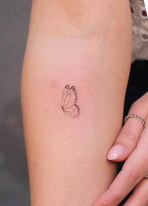 Light Dainty Tattoo, Fine Line Back Arm Tattoo, Small Fine Line Rib Tattoo, Fine Lines Tattoo Minimalist, Unique Artistic Tattoos, Right Wrist Tattoo, Tiny Fine Line Butterfly Tattoo, Fine Line Half Butterfly Tattoo, Small Fine Line Wrist Tattoo