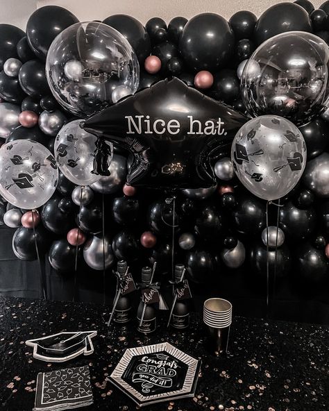 Loving the new hat grad 🎓👏 The large balloon has a grad cap shape and comes with the text “nice hat” printed on it. Mix and match it with other graduation decorations from our shop and create a statement party decoration! Click the link in bio to shop all of our graduation products 🖤 Welcoming Sign, Balloon Bundle, Black And White Balloons, Custom Label Design, Custom Confetti, Graduation Leis, Graduation Balloons, Large Balloons, Gift Bouquet